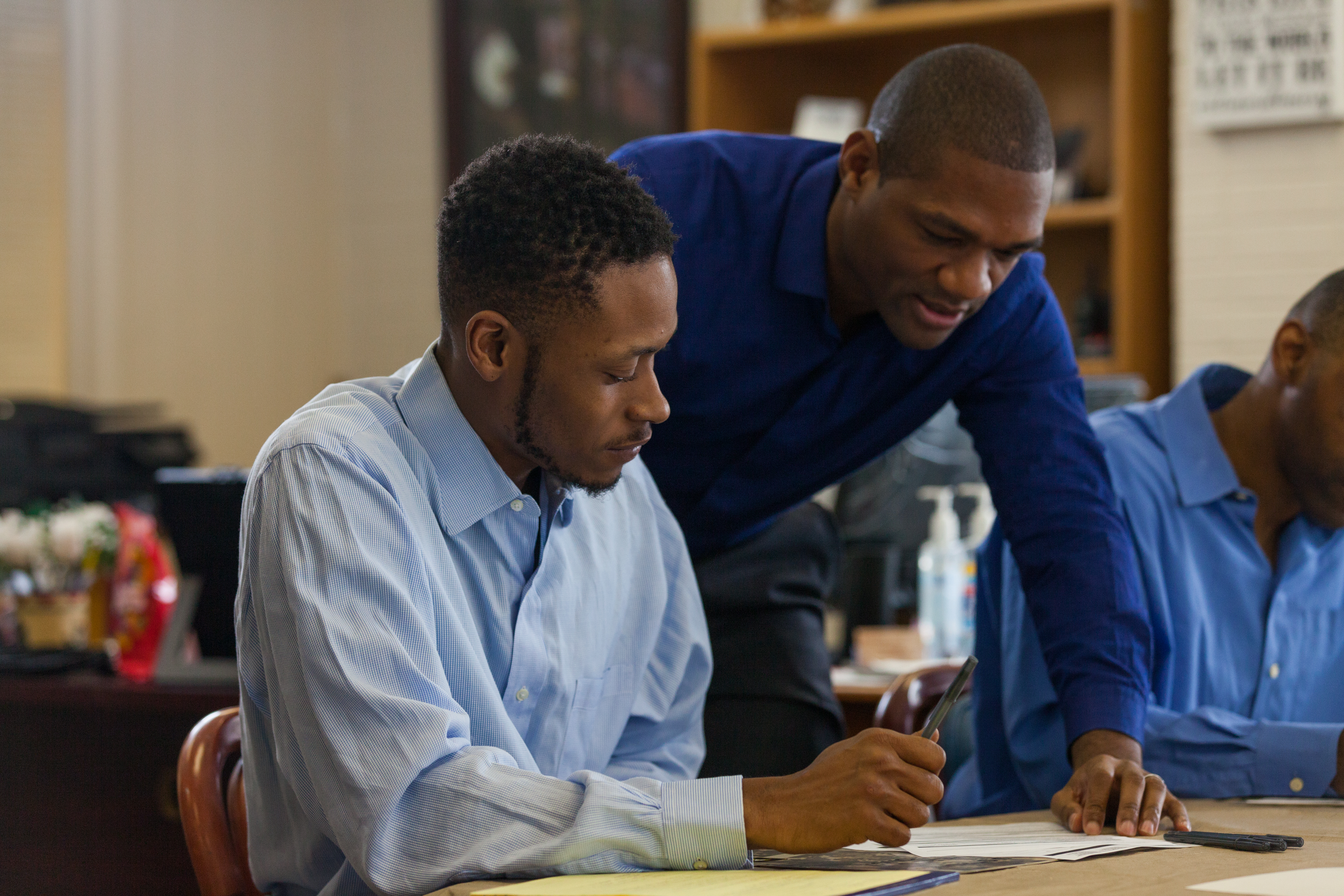Dr. Cook assisting with a resume workshop at Veterans Empowering Veterans in Fayetteville, NC.